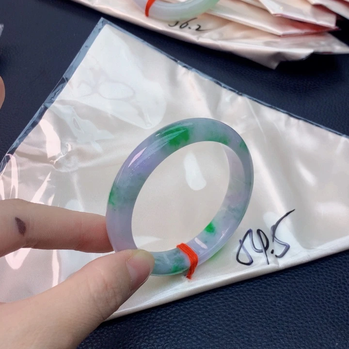 翡翠未镶嵌手镯翡翠手镯