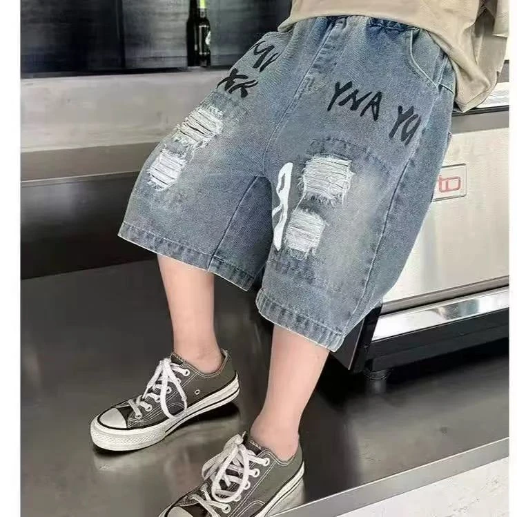 4805男女童时尚潮流休闲百搭夏季破洞牛仔短裤