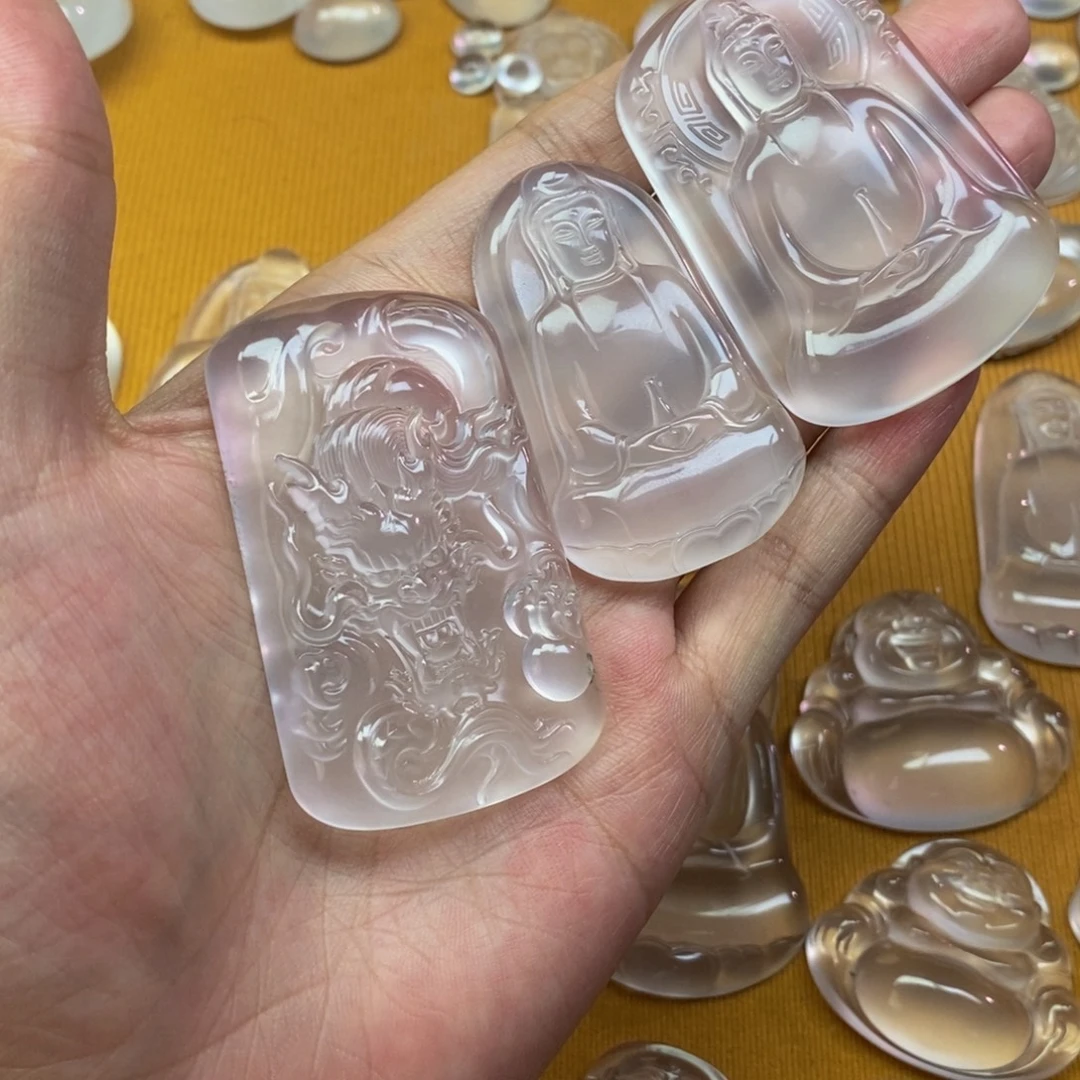 呆***呆石英质玉未镶嵌珠宝半成品