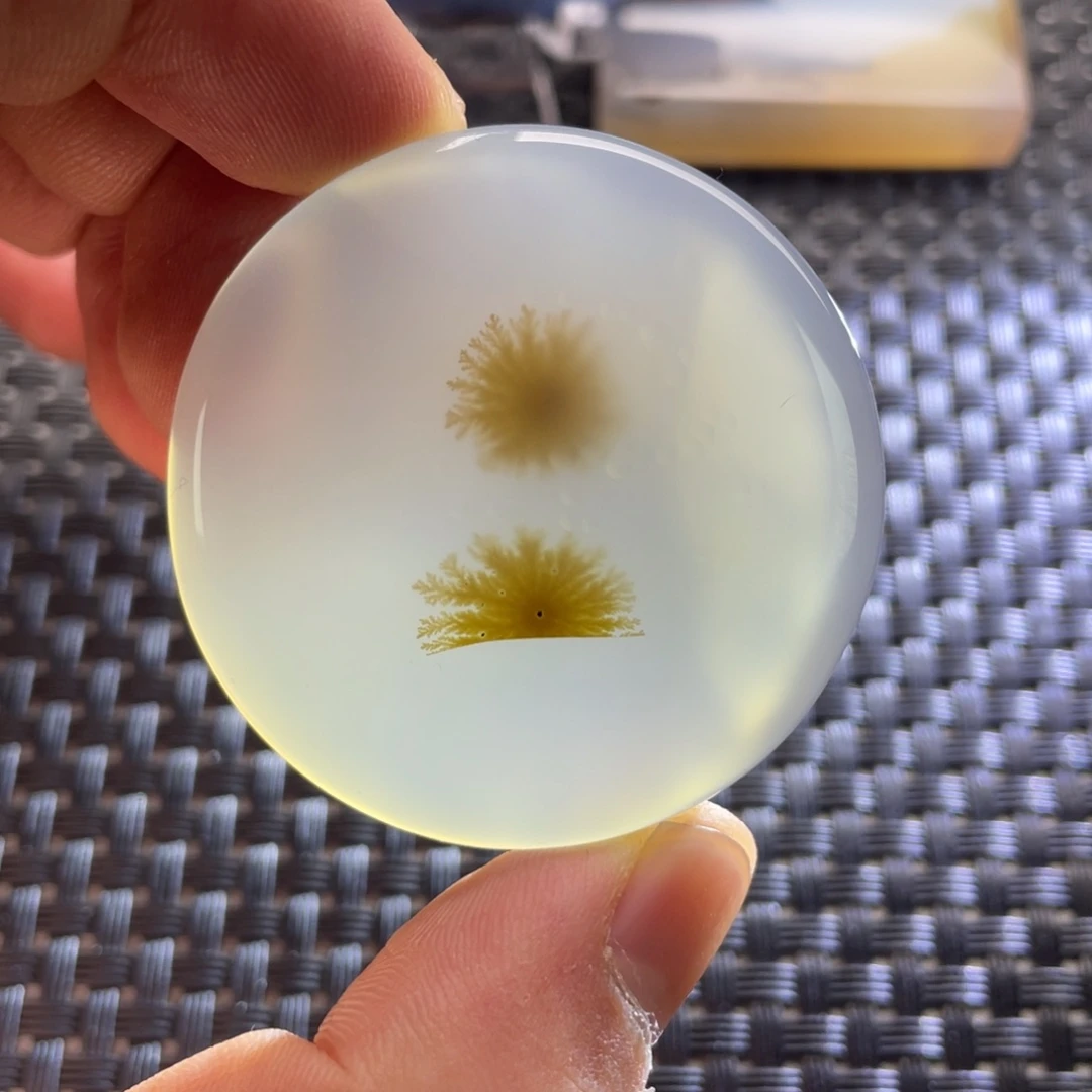 爱****玛瑙/玉髓未镶嵌颈饰