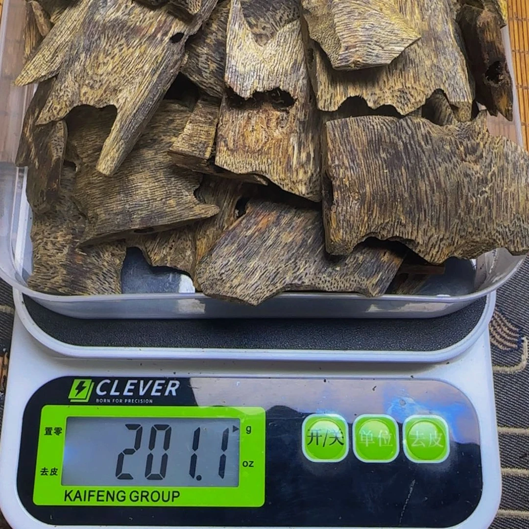南***鹅木千里香树心油块料200克
