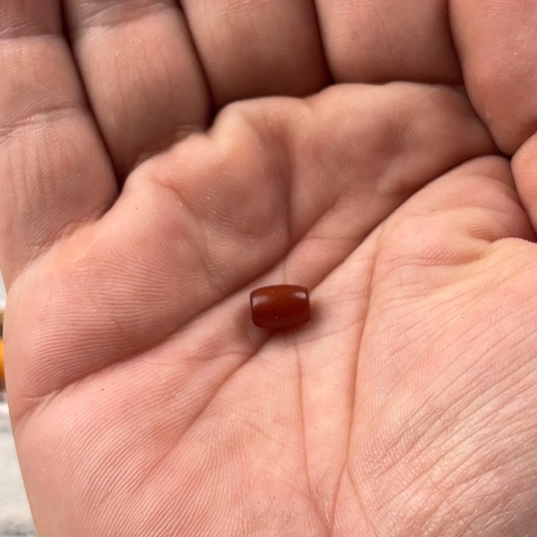 会***苏蜜蜡未镶嵌颈饰老蜜蜡