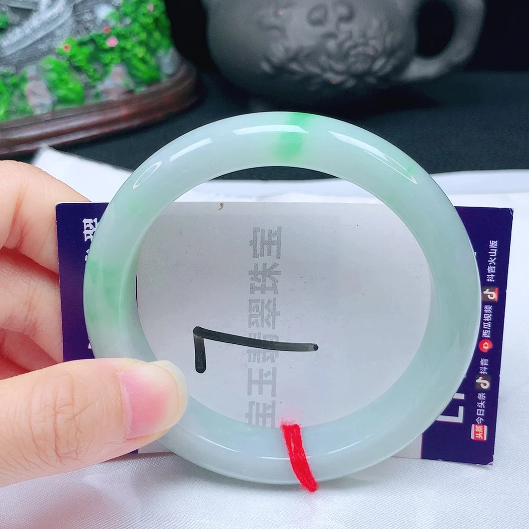 未镶嵌手镯翡翠58圈口