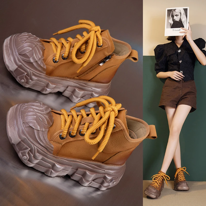 潮款个性短靴子女厚底增高2025新款秋时尚休闲马丁靴大头松糕ins