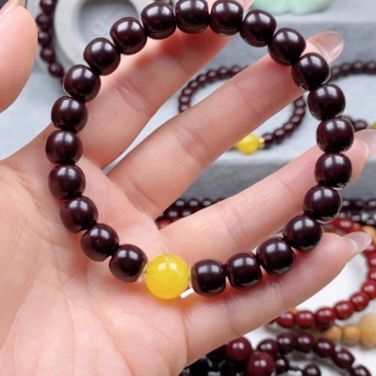 刘*猴头关的一个小镇