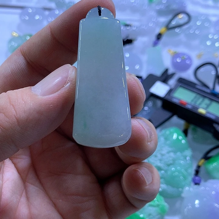 翡翠未镶嵌颈饰天然翡翠A货吊坠