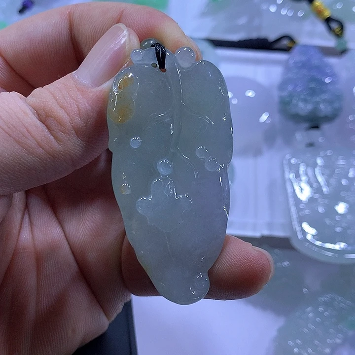 颈饰未镶嵌翡翠天然翡翠A货吊坠