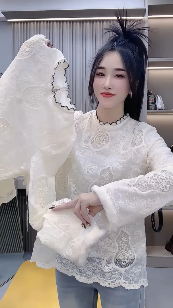 高级感法式复古蕾丝针织衫2025秋冬新款镂空设计感毛毛袖洋气上衣