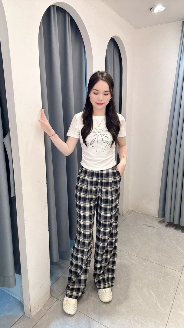 丹妮丝薄款格子纹休闲裤直筒时尚套装减龄显瘦洋气两件套套装
