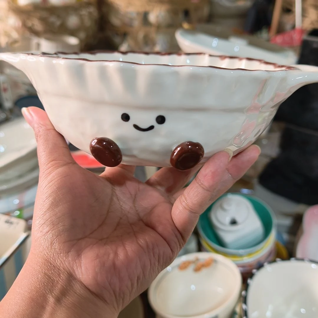 心****瓷瑕疵陶瓷介意不拍豆豆面碗边裂