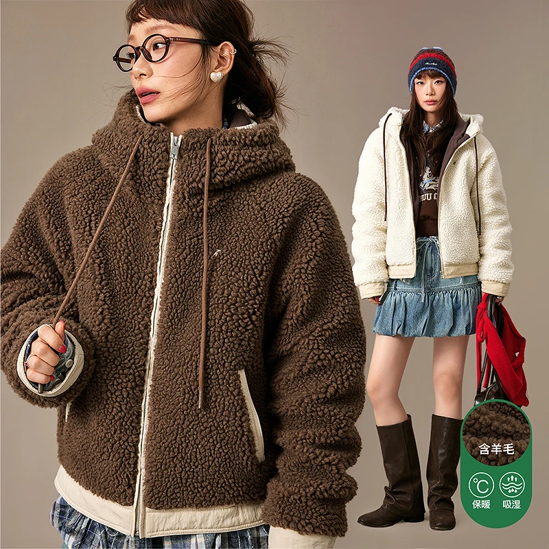 CHUU冬季女装抽绳连帽设计仿皮毛一体加厚加绒设计含羊毛外套