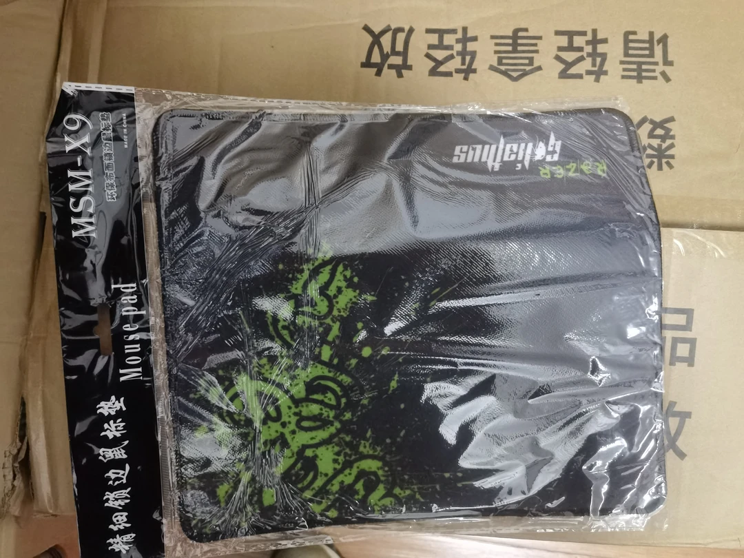 鼠标垫 图案随机