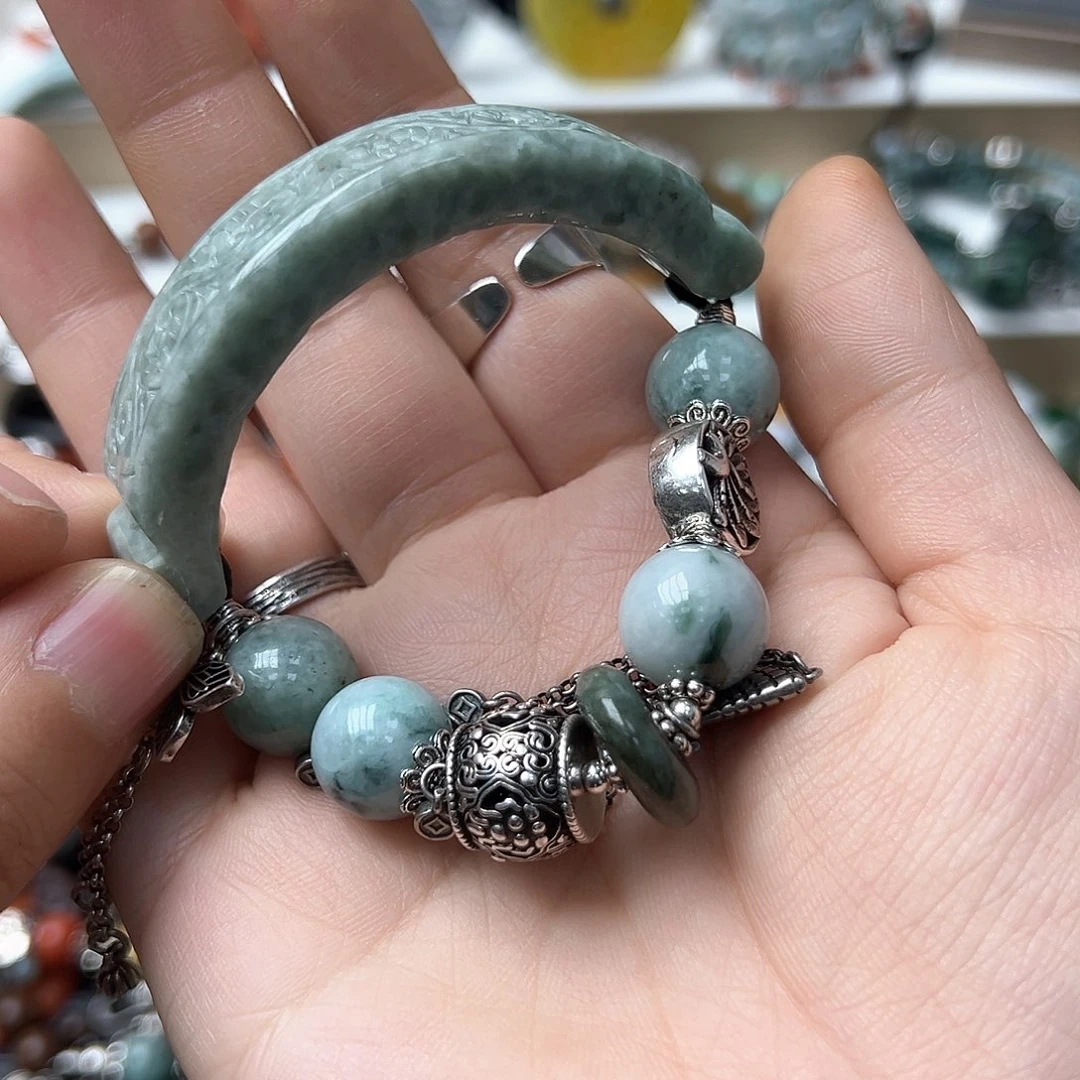 翡翠戒指未镶嵌X***糖