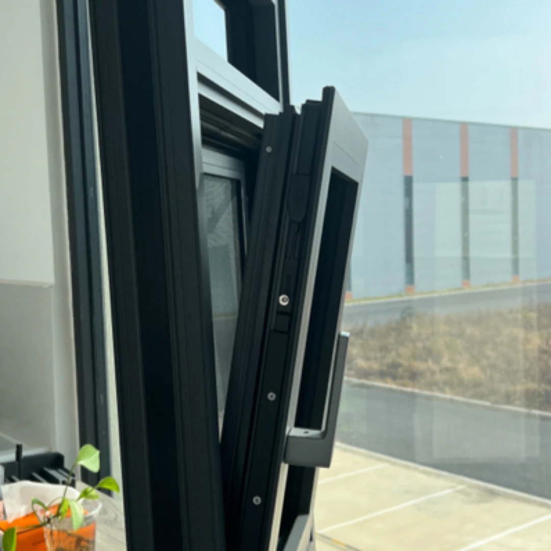 116平开窗95内平开窗