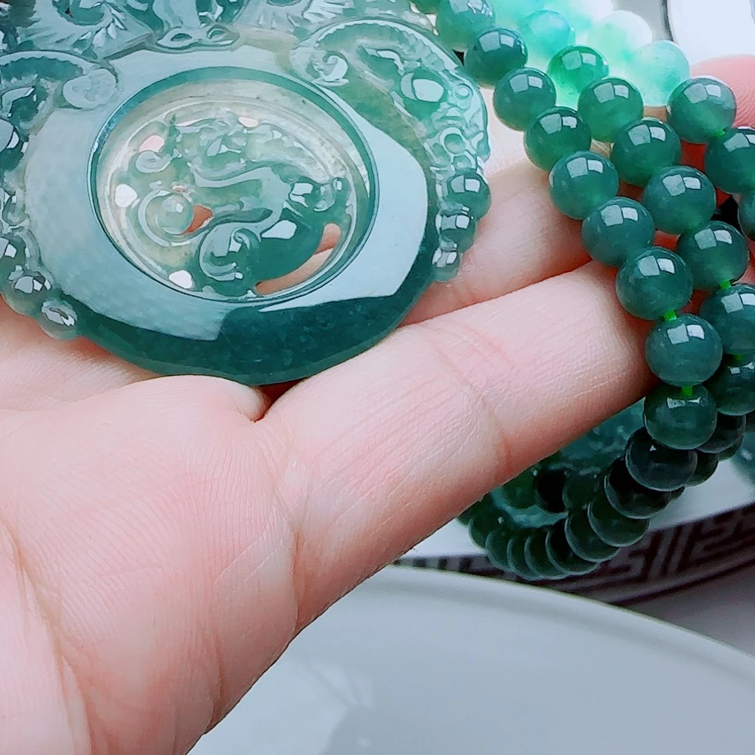 翡翠未镶嵌颈饰123456799