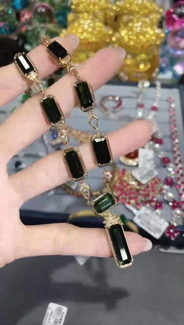 18K金镶嵌天然碧玺项链套链