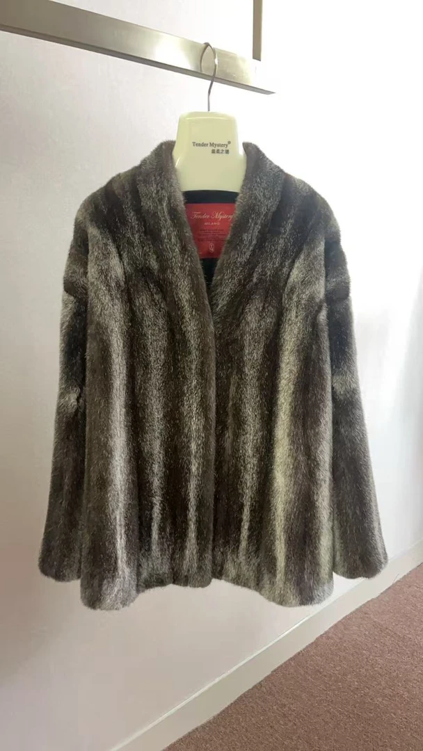 TM·温柔之谜【繁花星辰-70】时尚稀有潮流中长款进口水貂外套