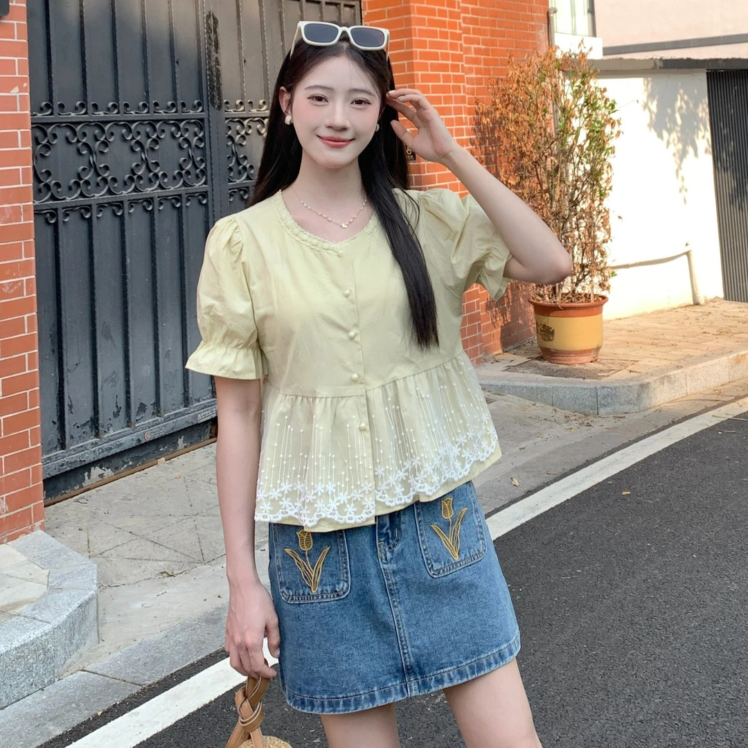 慕兔法式拼接蕾丝设计感圆领衬衫女2025夏季新款小众百搭短款上衣