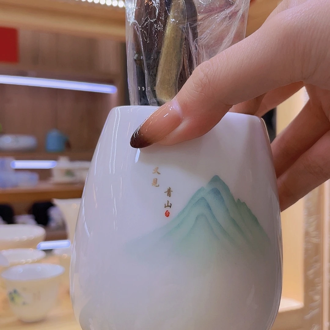 又见青山六君子。15