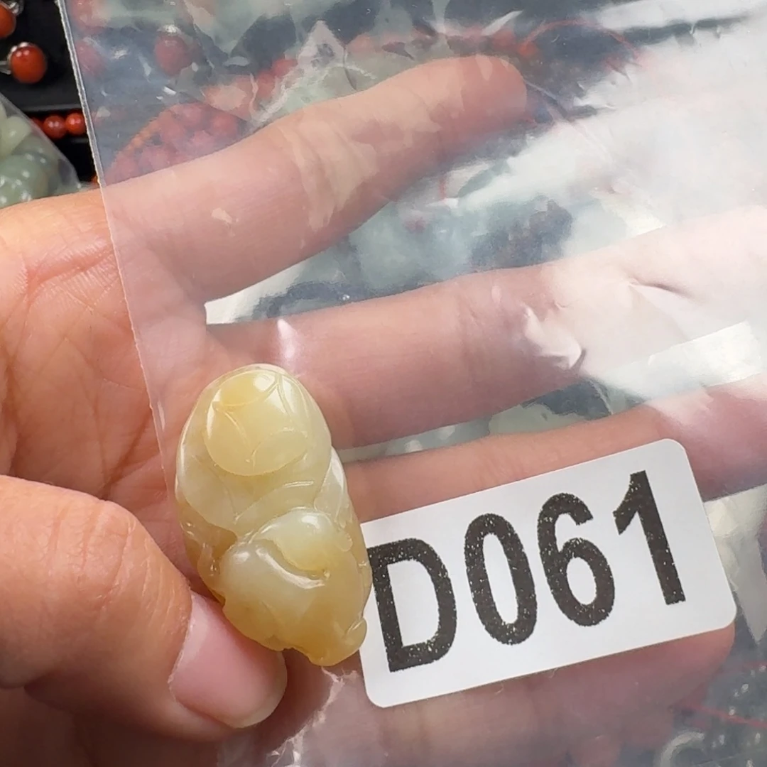 和田玉未镶嵌珠宝奇石