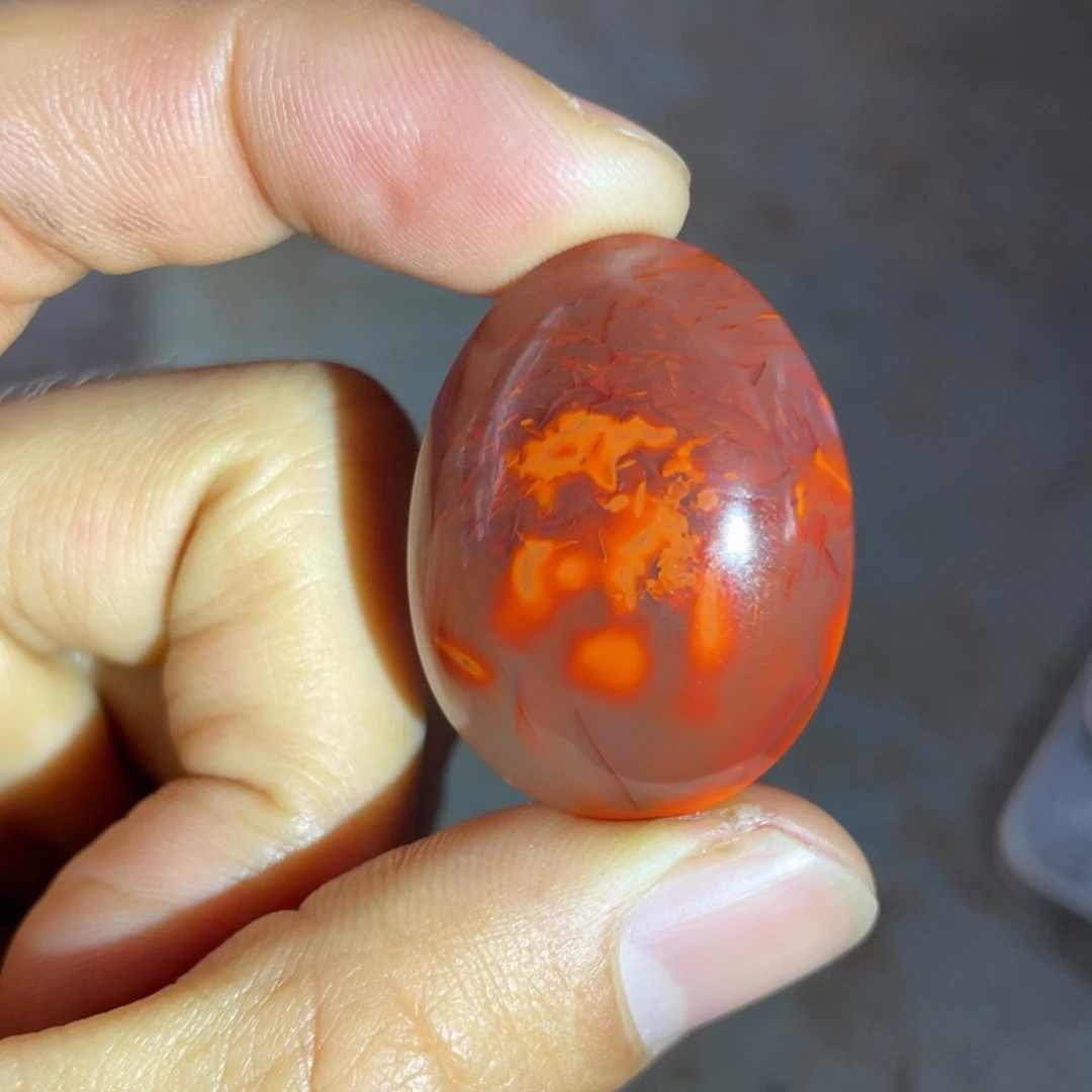 南红玛瑙挂件未镶嵌