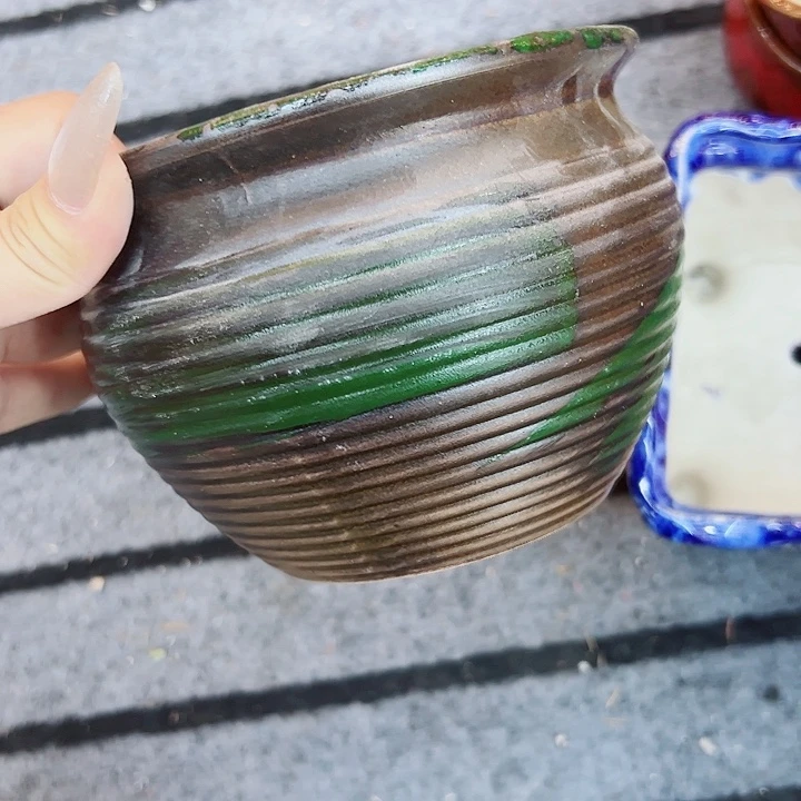 有孔，满10元发货多肉陶瓷花盆