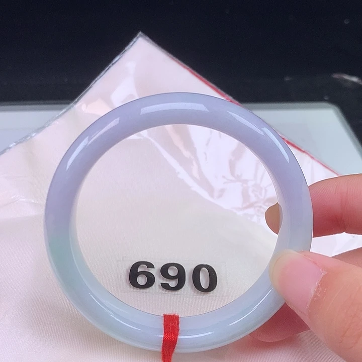 翡翠未镶嵌手镯翡翠手镯