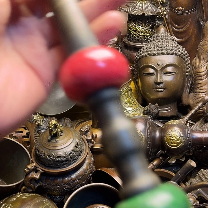 铜器摆件      点击下单