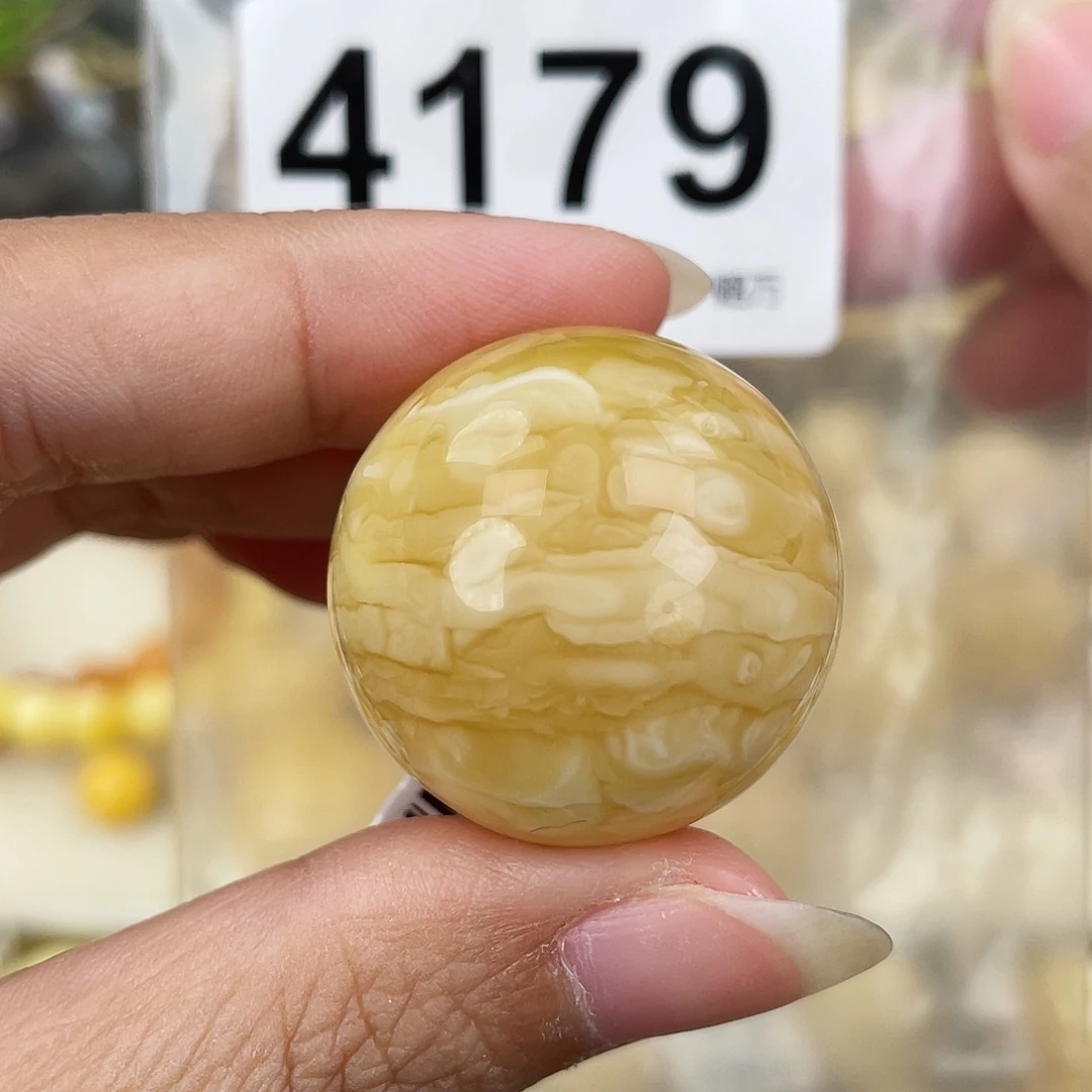 蜜蜡未镶嵌裸石28.5皮纹