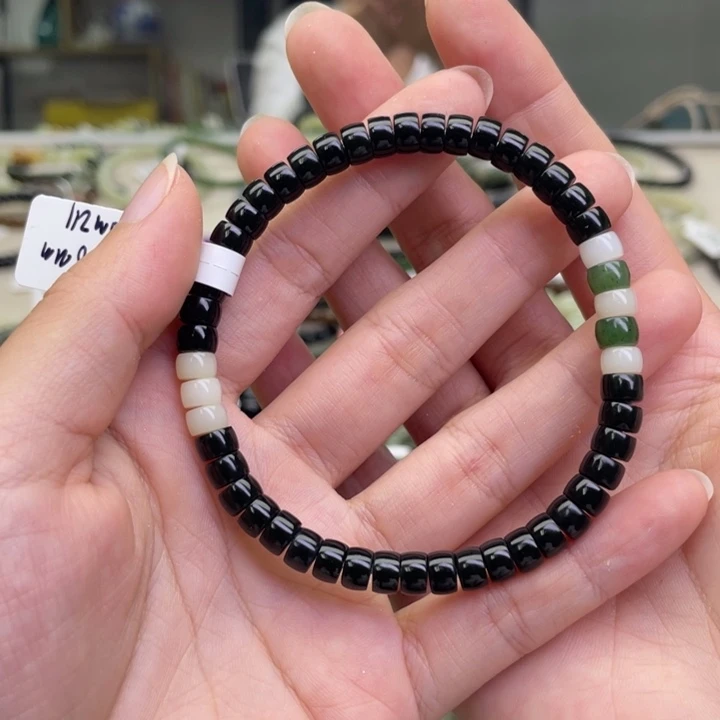 未镶嵌手链和田玉