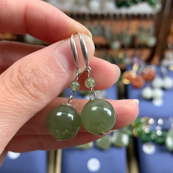 和田玉银S925镶嵌耳饰12左右湖水绿