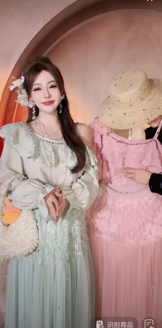 【崔】S0063 蕾丝荷叶边露肩衬衫女2025春季新款小衫喇叭袖上衣