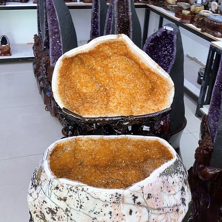 未镶嵌水晶大型摆件（非配饰）