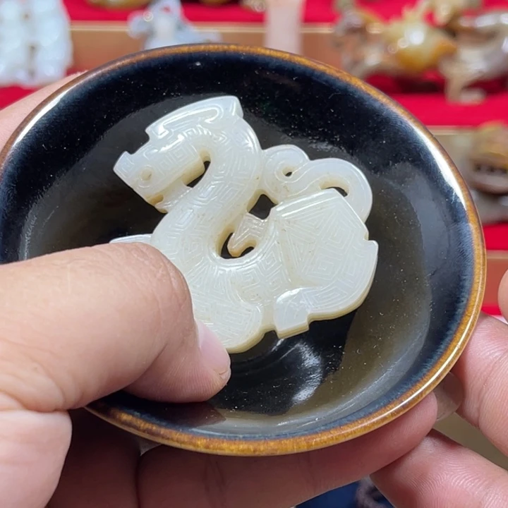 锦***程瓷片钰轩珍品的小可爱