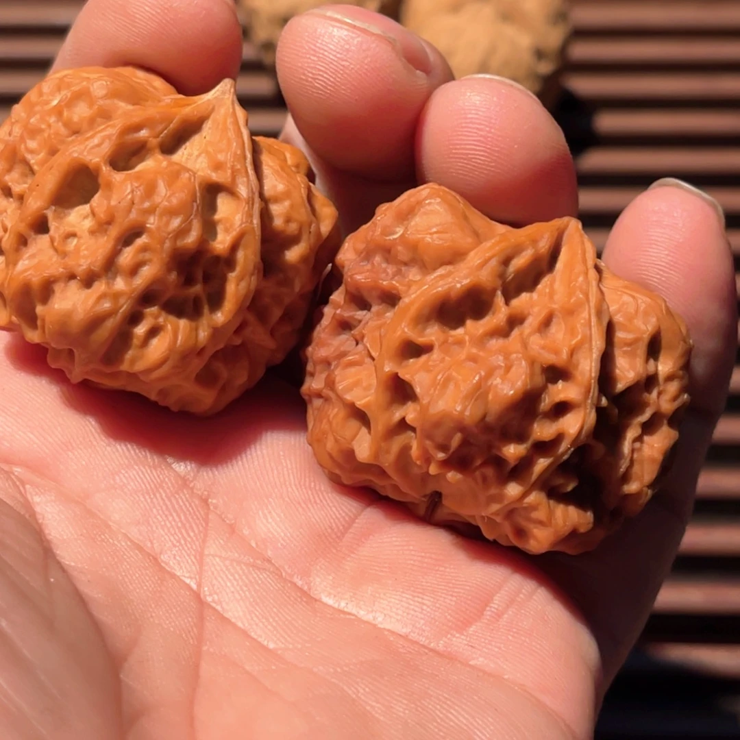 周***的吊坠文玩核桃嘎嘎嘎嘎