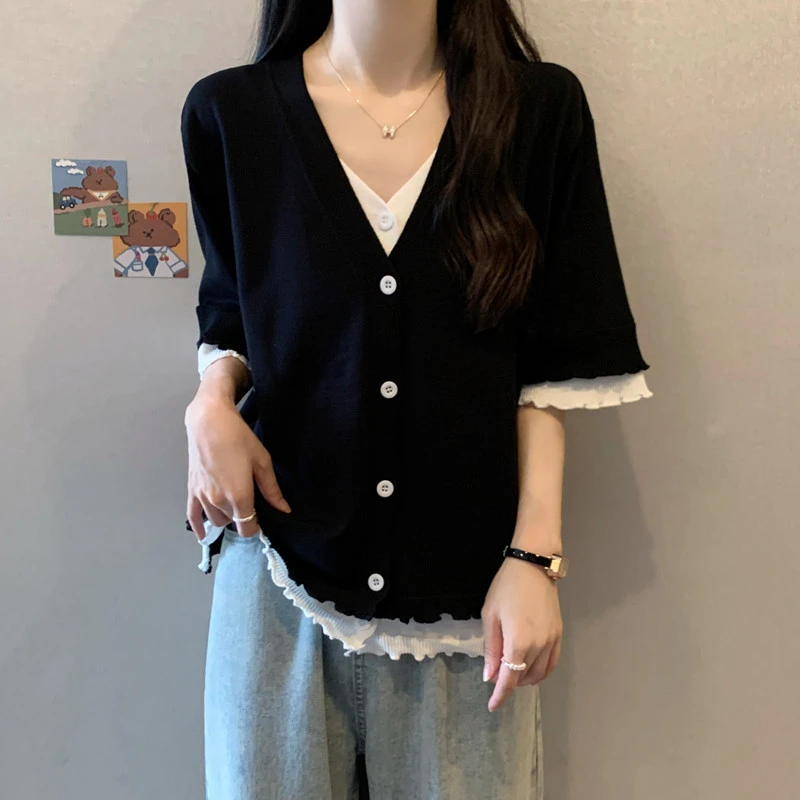 孕妇装2025夏季时尚假两件V领针织衫大码宽松遮肚子短袖开衫上衣