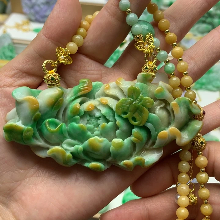 颈饰未镶嵌翡翠翡翠