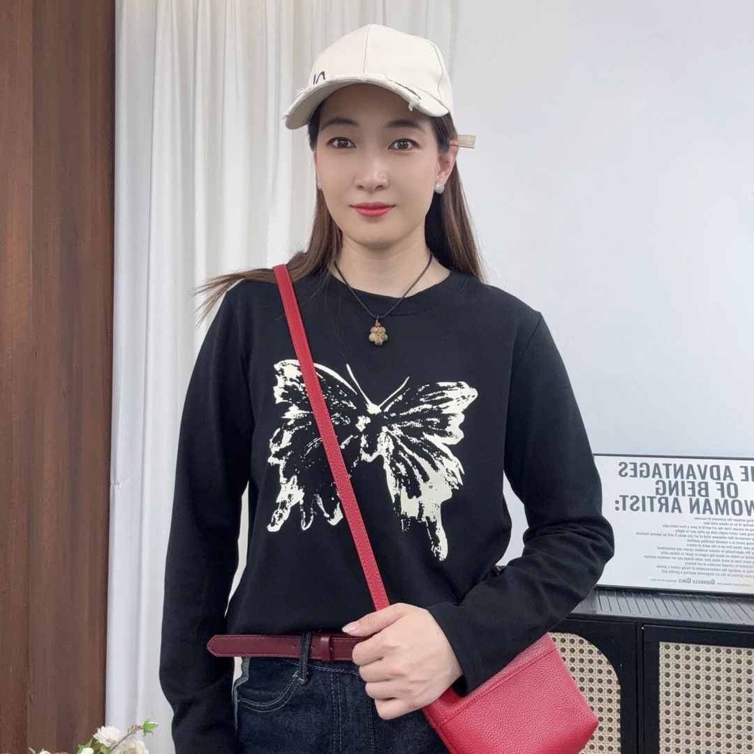 U.Ni【蝴蝶】秋款正肩圆领宽松棉女装打底衫上衣长袖260克