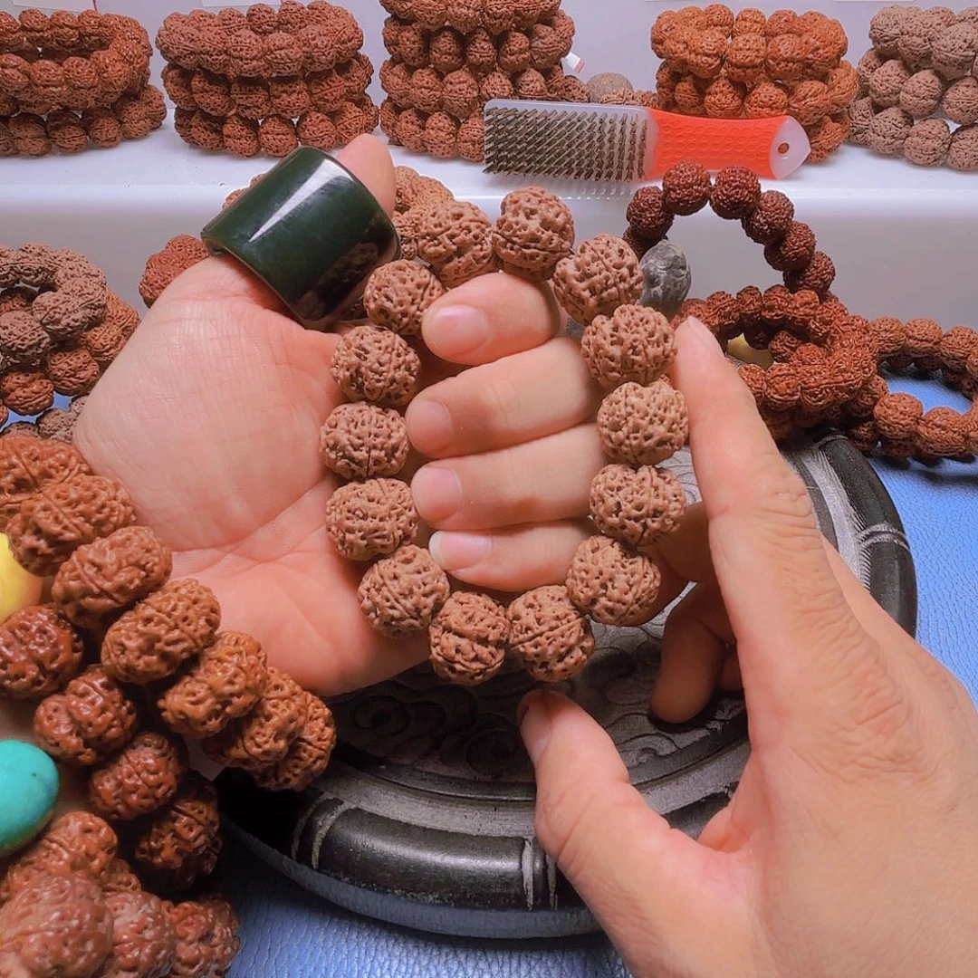 杨***实手串金刚菩提L326/23mm 安娜蜂王