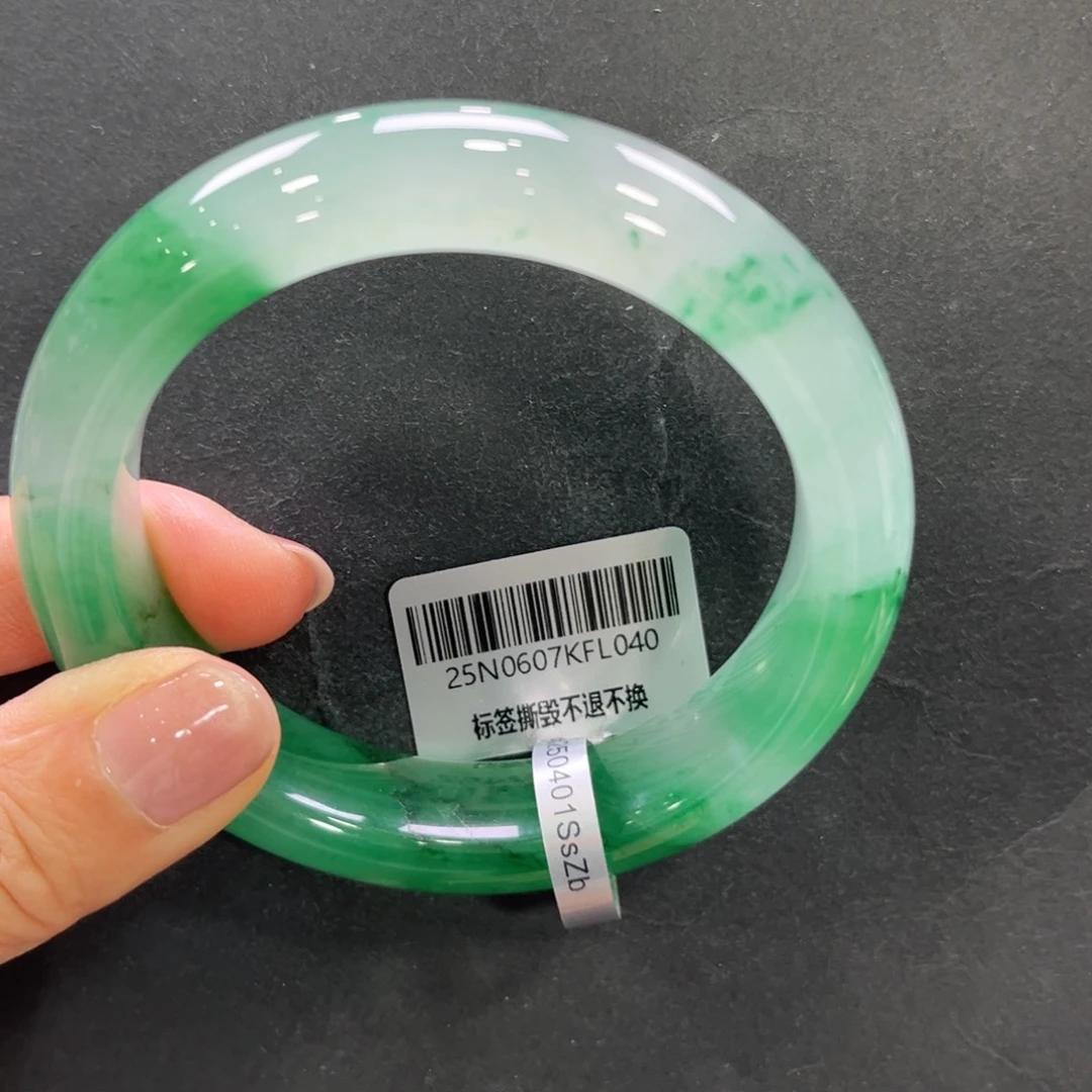 石英质玉（非洲翠）未镶嵌手镯➕小玥57