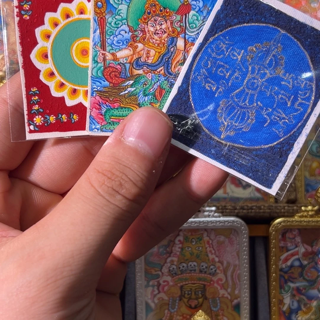 吊坠三张卡纯手绘唐卡