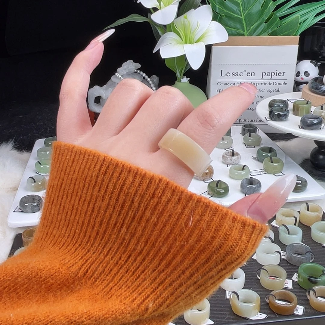 兜***儿和田玉未镶嵌戒指h30糖白窄直切18.3不退换