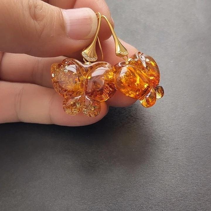 琥珀未镶嵌裸石耳坠