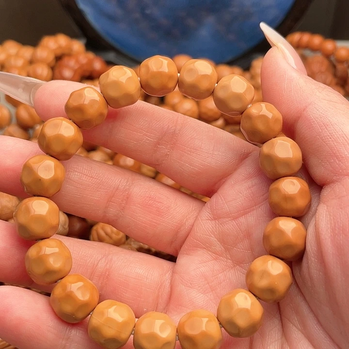 【闪购商品】手串猴头核桃