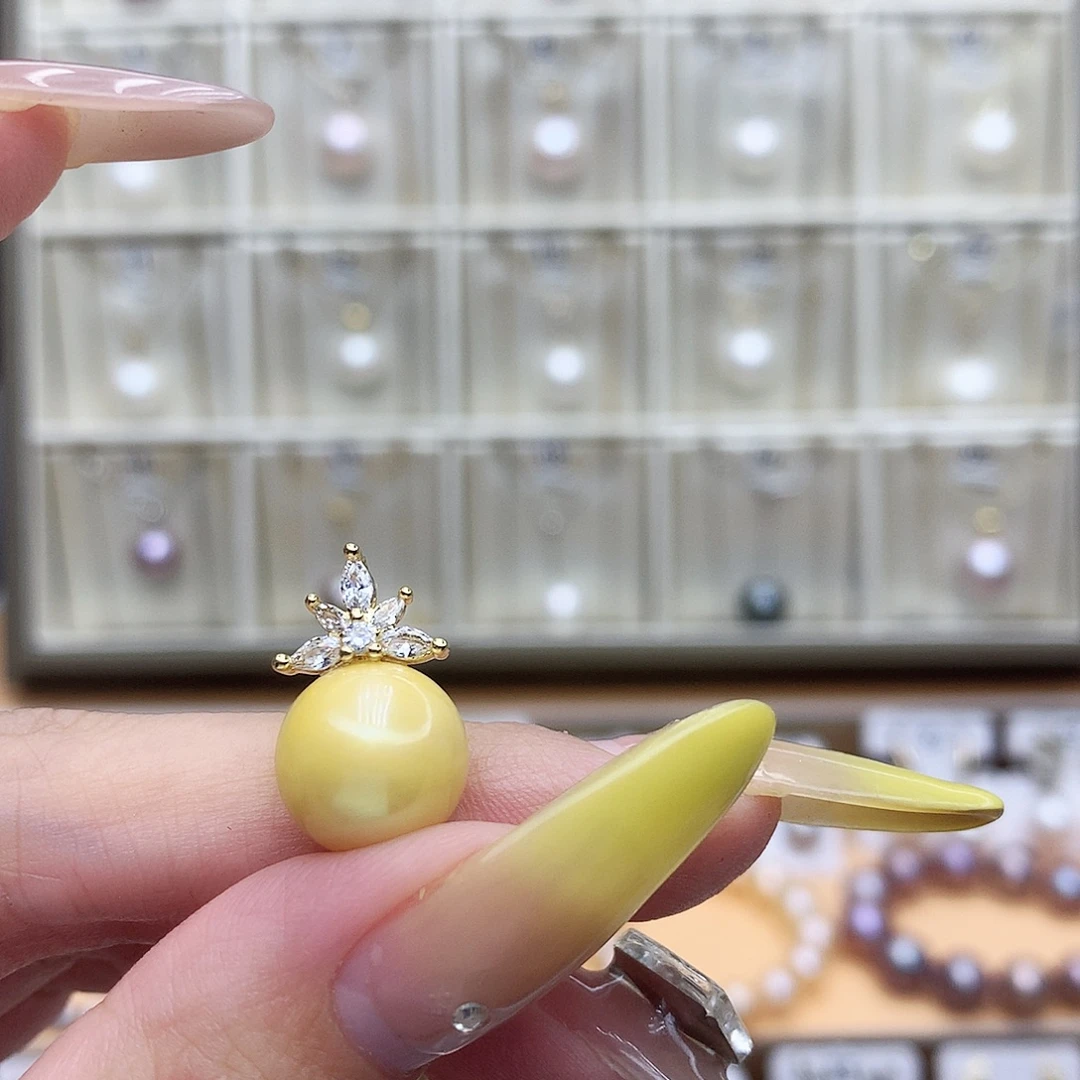 淡水珍珠未镶嵌吊坠(赠链)