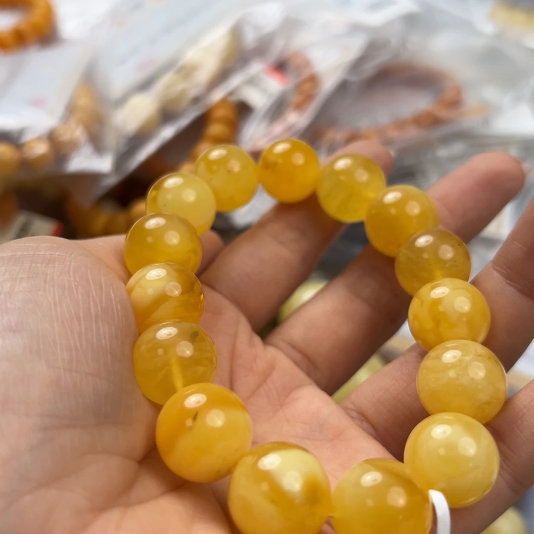 未镶嵌琥珀珠宝奇石
