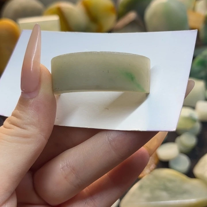 定制翡翠未镶嵌翡翠定制