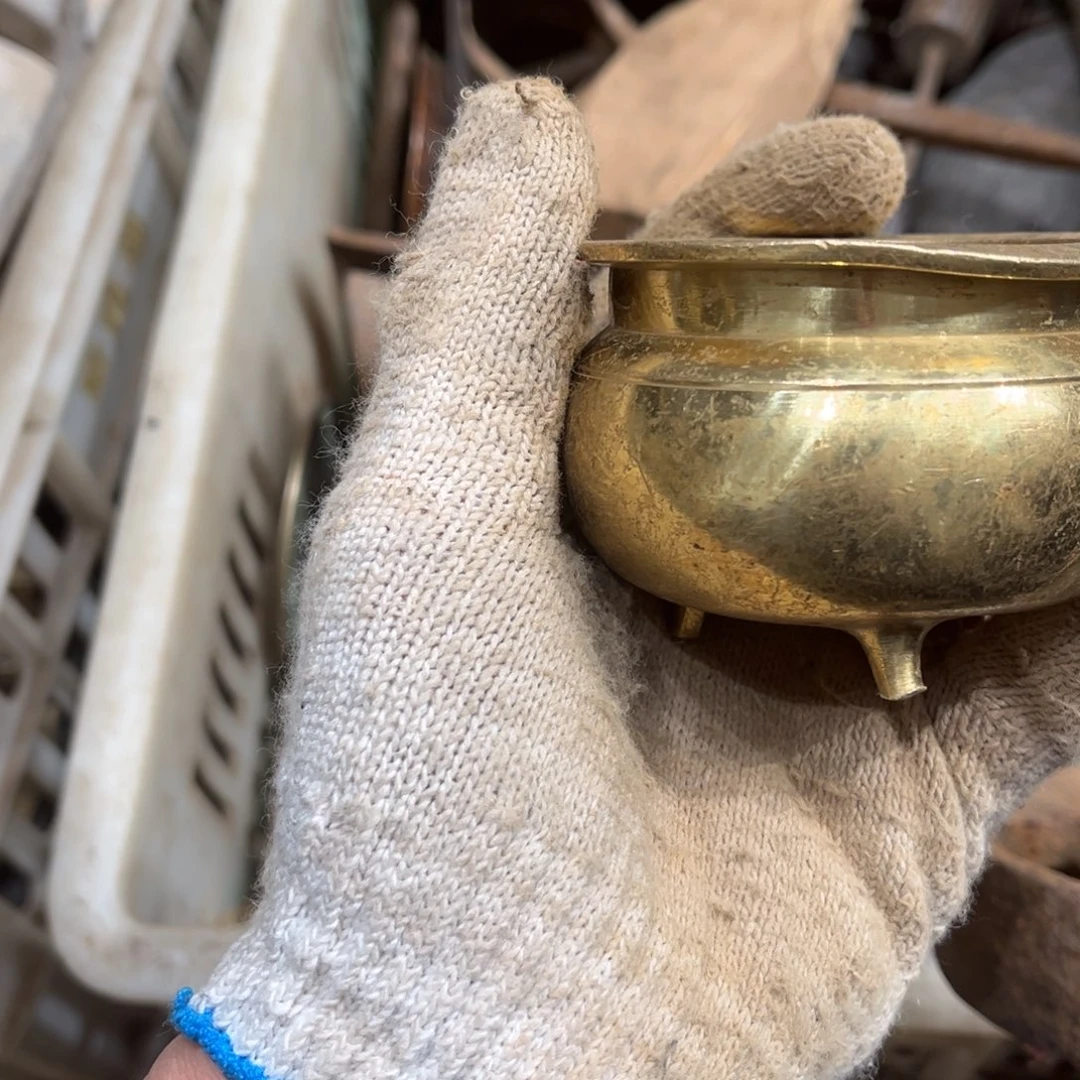 夏***沫一物一图，工艺品。