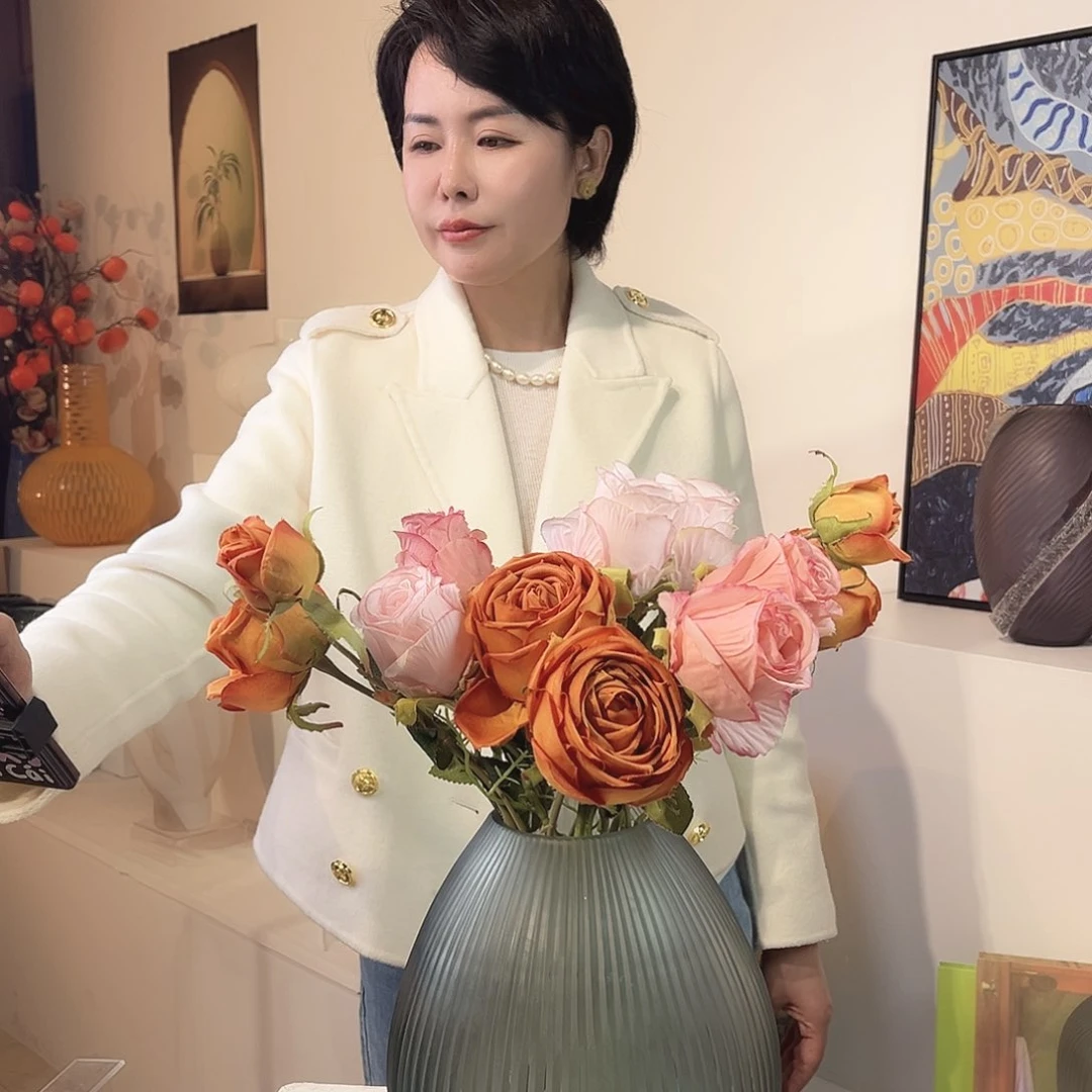 琉璃手工艺品磨刻