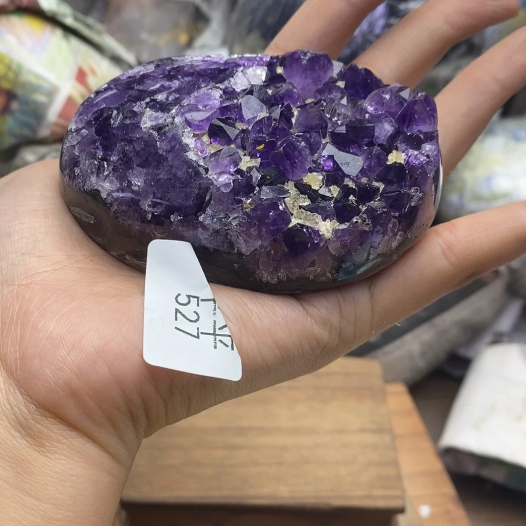 紫晶未镶嵌大型摆件（非配饰）